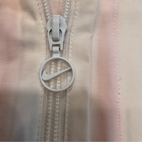 Nike Women’s athletic hooded zip up jacket / windbreaker white sz M - Picture 10 of 14